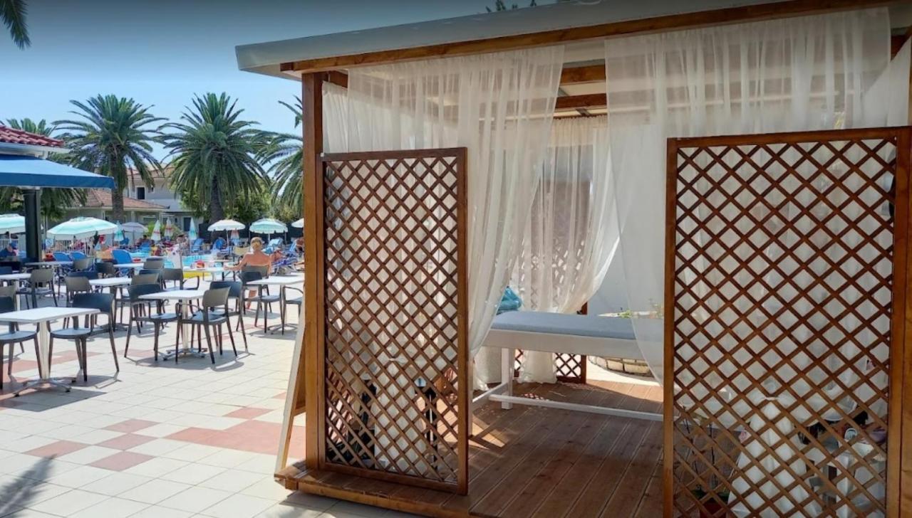 Margarita Hotel Laganas Ngoại thất bức ảnh